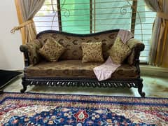 designer chinioti 6 seater sofa set for sale urgently
