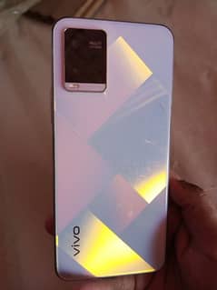 Selling my Vivo Y21 with complete Box and Original Charger