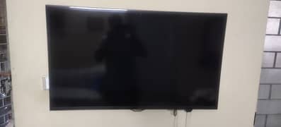 Use Les Samsung 40 inch very good condition for sales
