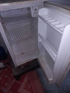 one door fridge