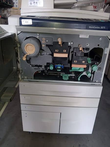 Xerox 5875i like new condition 0