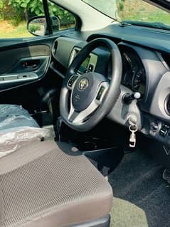 Toyota Vitz 2015