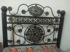 2 single iron bed with matress