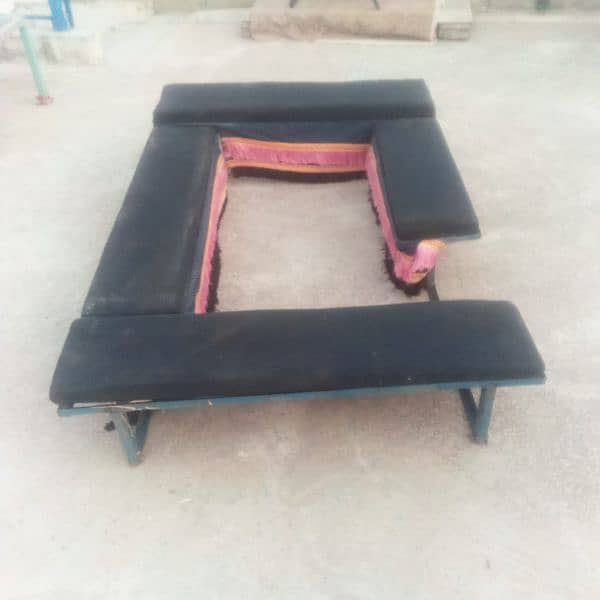 Suzuki Bolan Bench good condition 7