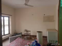 1 Kanal Full House 5bed, DHA Phase 2 Available for Rent