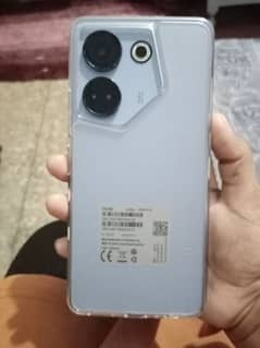 camon 20