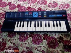 ORIGINAL YAMAHA PIANO PSS-100