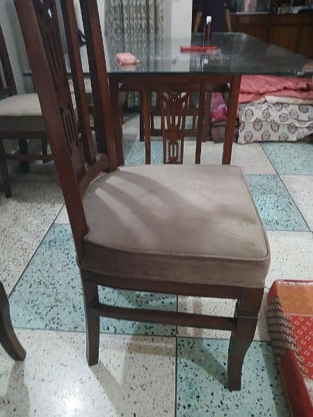 dining table 6 seater woden dining table 0321 2506549 is per rabta ker 8