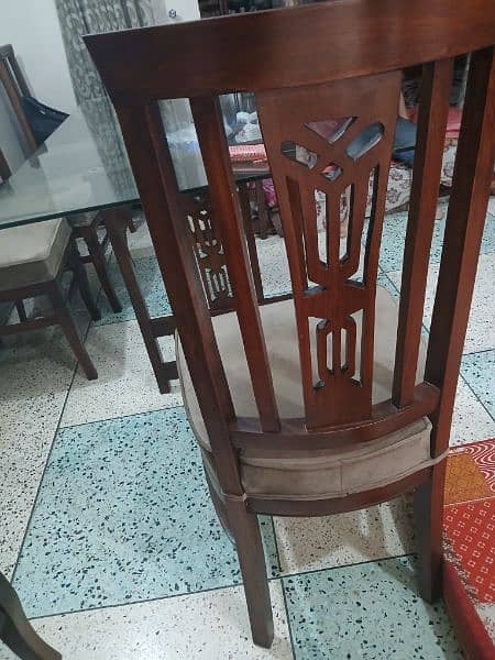 dining table 6 seater woden dining table 0321 2506549 is per rabta ker 9