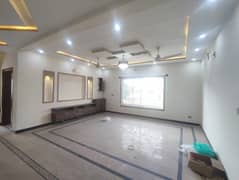 Upper Portion For Rent In G15 Size 1 Kanal Separate Gate Entrance Water Gas Electricity All Facilities Near To Markaz Best Location Five Options Available