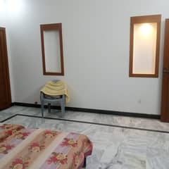 upper portion for rent in G15 size 14 marla water gas electricity all facilities five options available