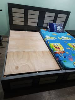 2 single bed with mattress