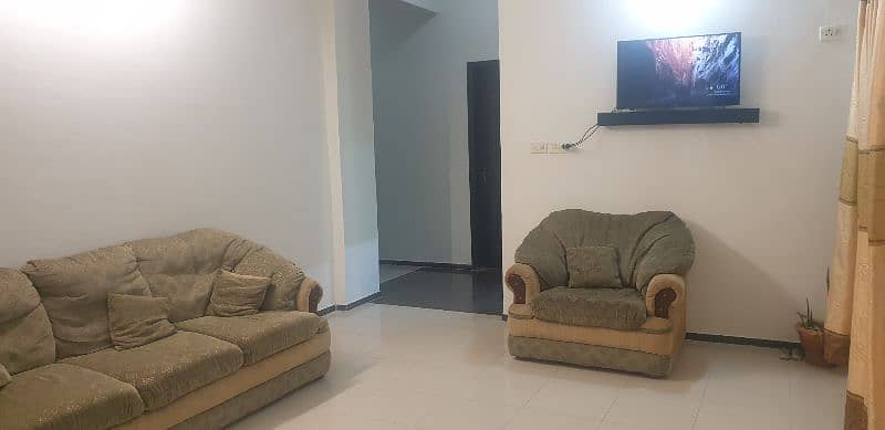 5 seater Sofa for sale 1