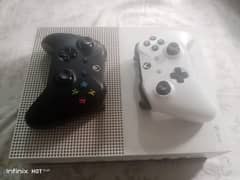 Xbox One S 1TB 4K 2 Controller