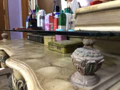 Dressing Table With Makeup Box