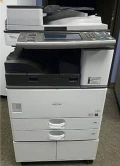 Richo 3352 photo copy machine 90000