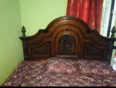 i want sale bedset good condition