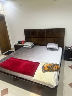 1 kanal upper portion for rent in pscir staff colony main college road lhr