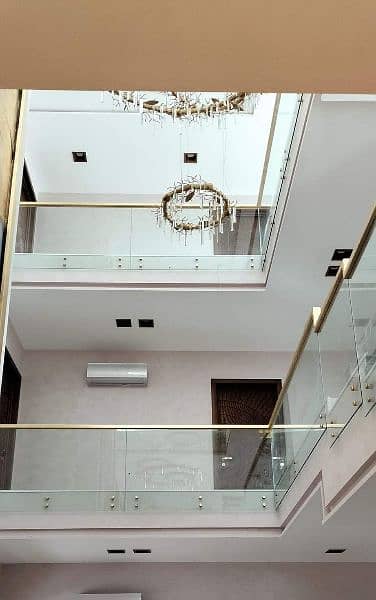 Frameless glass railing / Glass railing / glass staircase 5