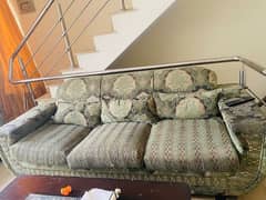 it is a sofa set in very good condition 7 seater
