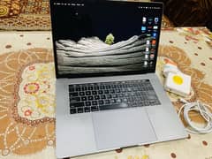 macbook pro 2017 16gb+1tb