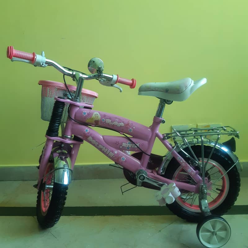 Kids Bicycle with supporting wheels 4