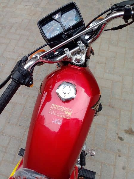 Honda 125 Hyderabad number 21 model 6