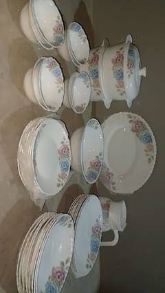 Opal Marble Glassware 72 pieces Dinner Set Round shape