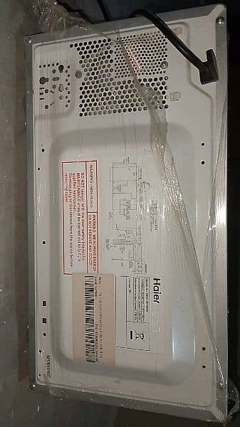 Haier microwave HGN2070MS good condition 4