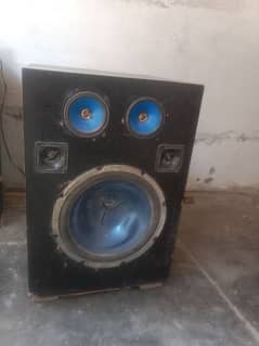 Condition normal woofers + speaker sounds well bass well