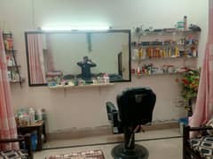 running beauty parlor