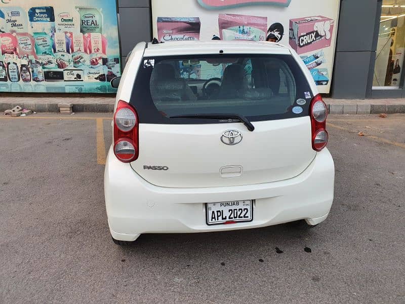 Toyota Passo Model 2010 100% original condition 1