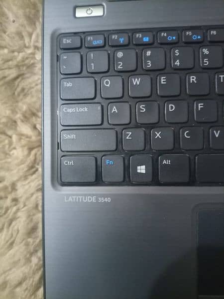 Dell latitude 3540  core i3 4th generation 8 GB Ram - 256 GB SSD Hard 6