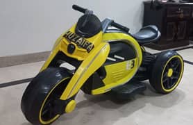 Kids Motorcycle, Tricycle for age 3 to 8 years Imported Battery .