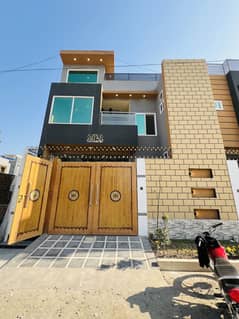 A Luxury House For Sale In Warsak Road