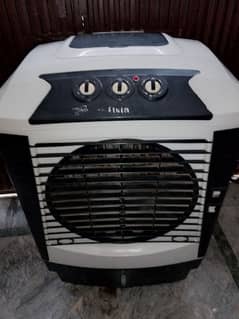 Air Cooler Full Size 220v in good condition