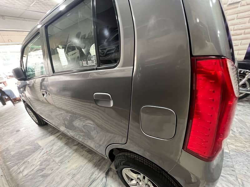 Suzuki Wagon R 2016 VXL for sale 8