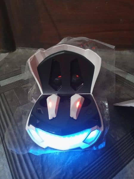 M5 bluetooth Marvel Airpod 1