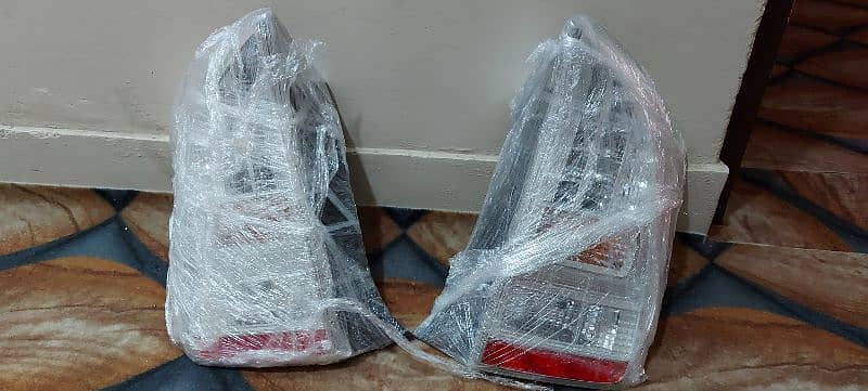 Toyota Prius Back Lights Pair Crystal White 2011,12,13,14,15 0