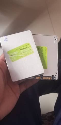 SATA SSD 128 GB ( with installed win 10)