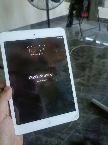 Ipad Mini 1 Screen Crack Locked 4