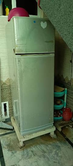 dawlance refrigerator available for sale