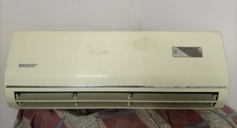 Orient Ac Non Inverter 1