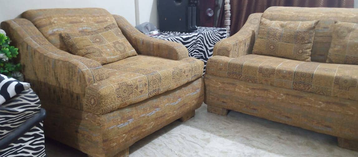 NEW 05 SEATER SOFA SET URGENT SELL 2