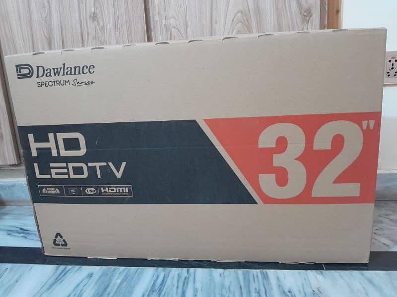 Box Packed 32inches Dawlance Spectrum series LED 0