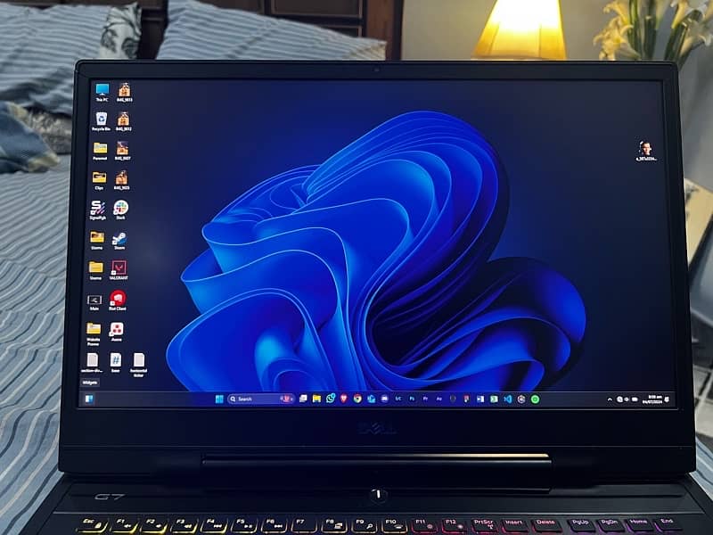 Dell G7 17.3 Inch Gaming Laptop 7