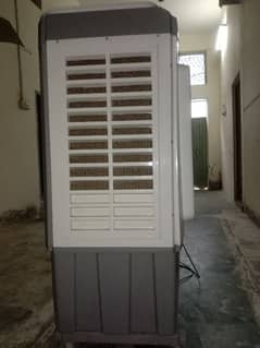 Good condition room air cooler
