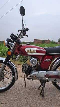 yamaha 100 deluxe 1983 A1 condition