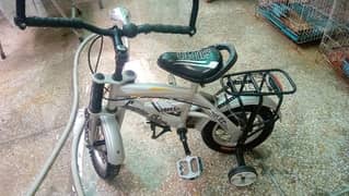 bicycle aur 1 horse toy
