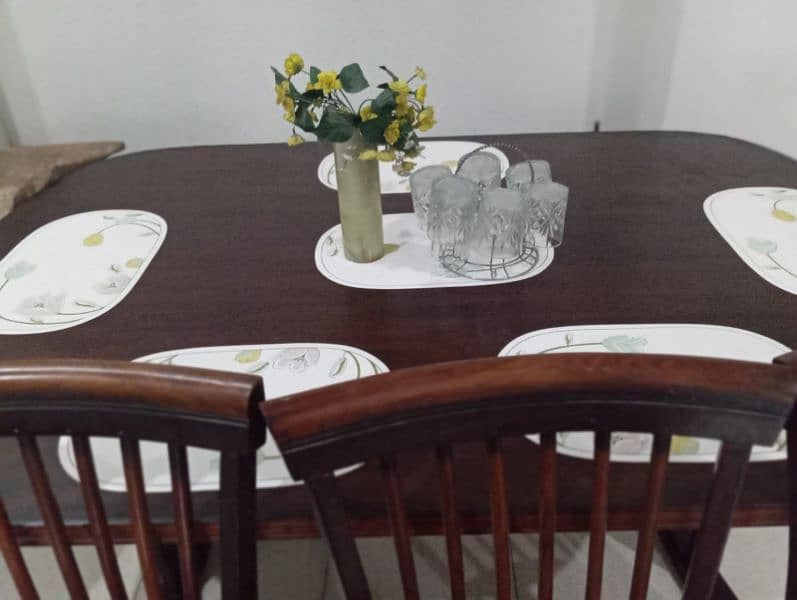 6 Chairs Dining Table for Sale 1